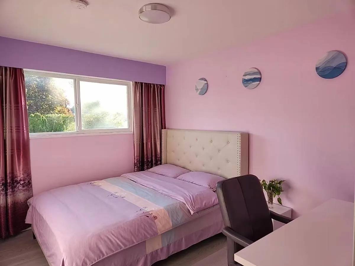 Private Single Room In A House Richmond